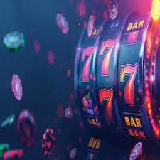 Filipino player accessing extreme88 live casino on a mobile phone